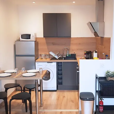 Vue Montagne - Appt Cosy Et Calme - Fibre Appartement